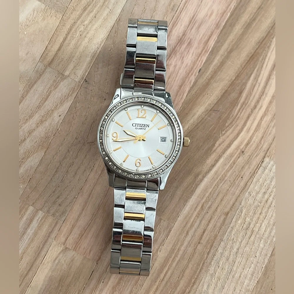 Citizen Watch Swarovski Crystals Stainless Two-Tone Bracelet Date New Crystal
